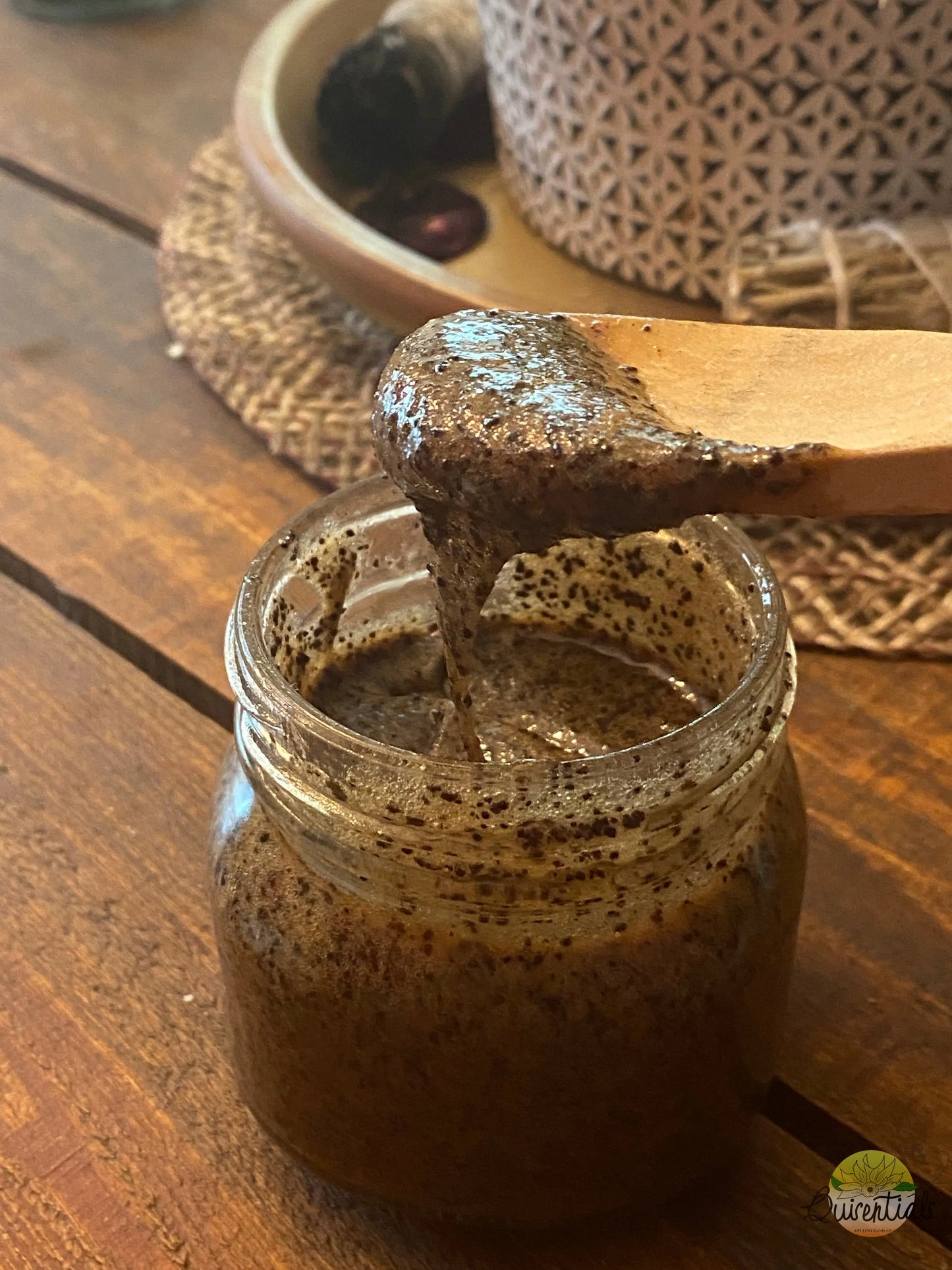 Earlybird Coffee Scrub QuiSentials