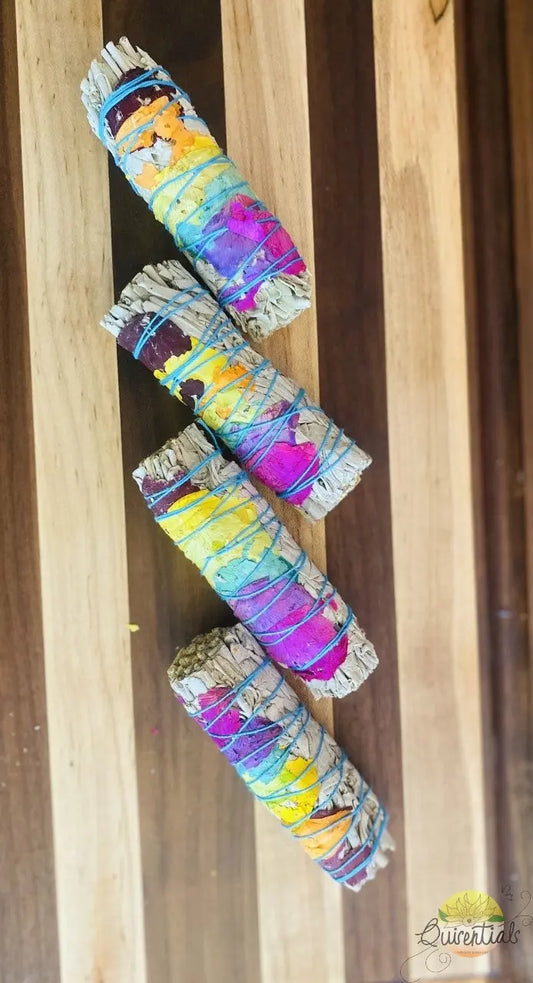 White Sage Smudge Sticks QuiSentials